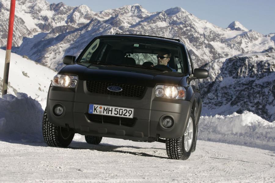  Ford Maverick 2001 года  (фото 44 из 70)